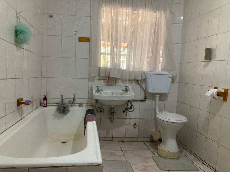 3 Bedroom Property for Sale in Oos Einde North West